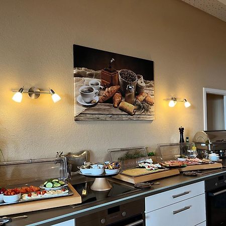 Hotel An Der Burg Biebertal Екстер'єр фото