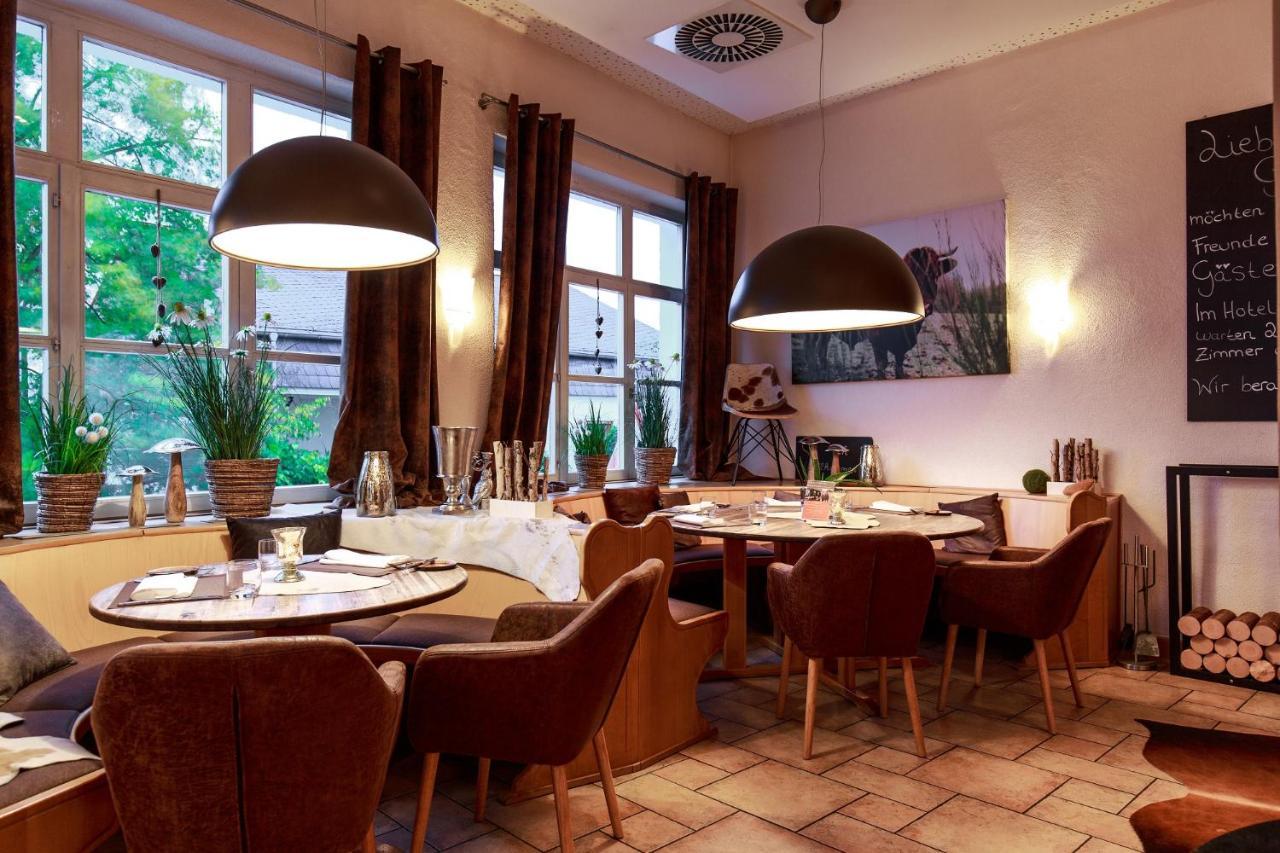 Hotel An Der Burg Biebertal Екстер'єр фото